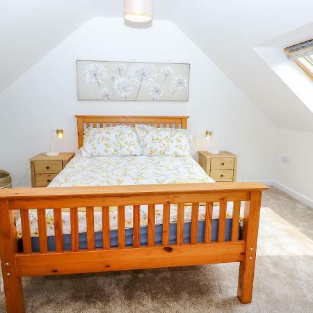 5 Yarmouth Cottages Freshwater Bagian luar foto
