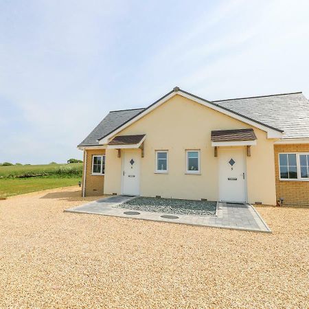 5 Yarmouth Cottages Freshwater Bagian luar foto